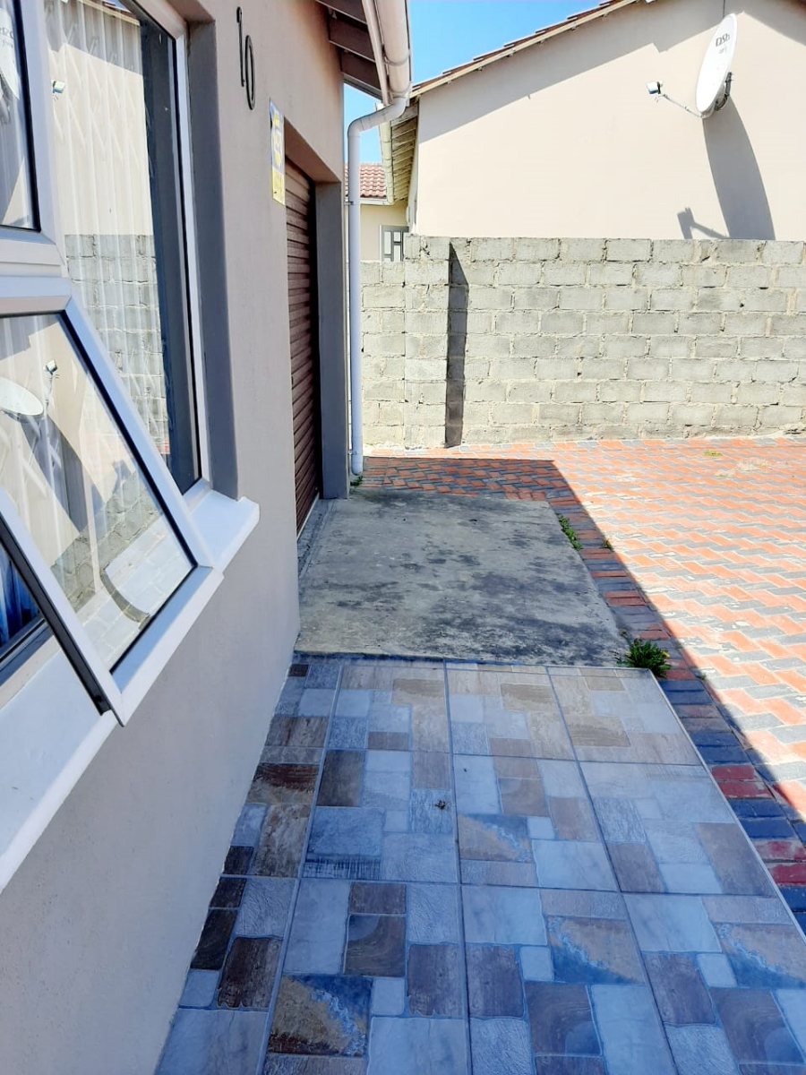 3 Bedroom Property for Sale in Haven Hills Eastern Cape